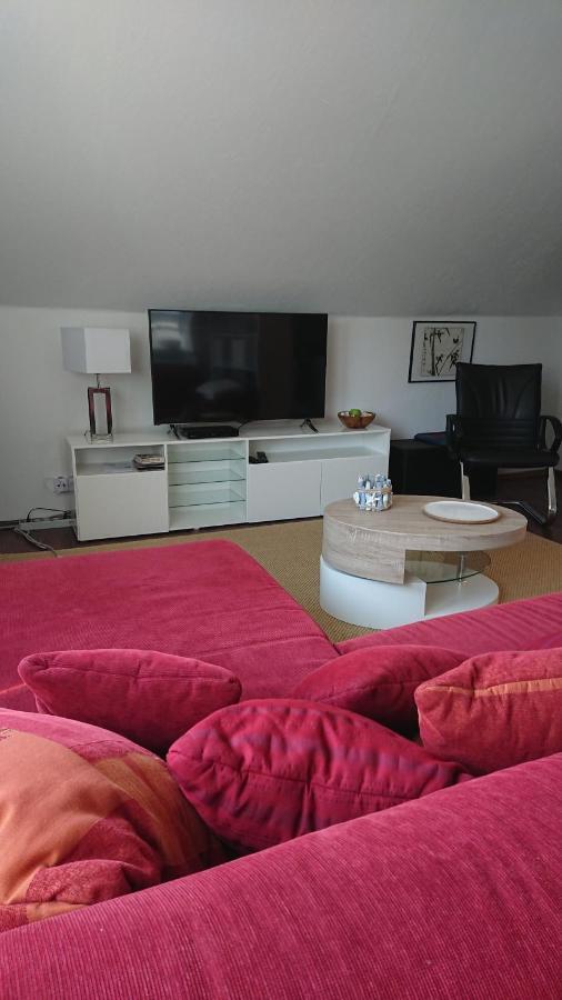 Klimatisiertes Ferienapartment An Der Stadtgrenze Von Berlin Gosen ภายนอก รูปภาพ